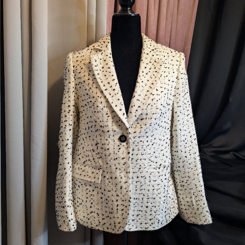 1-of-a-kind, Vietnam Tailored, Cotton Tweed Women's Blazer, White, Fits 8/10